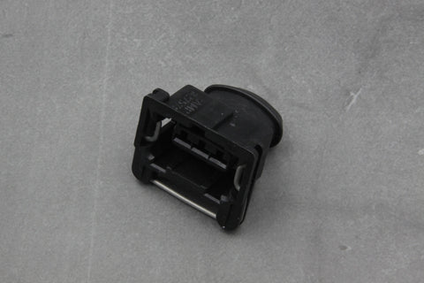 Wiring Plug Housing – 12521706096