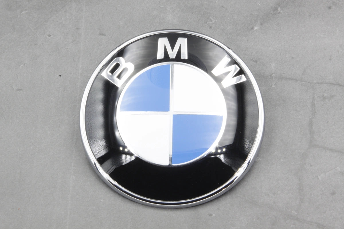 E92 Genuine Boot Emblem - 51147146051