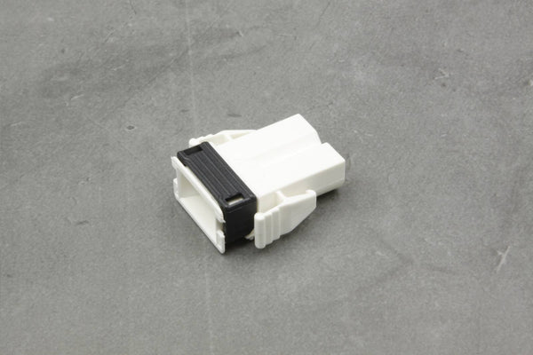 Plug Terminal Straight White – 61131378401