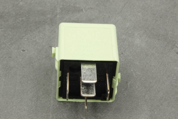 BMW Relay Green – 61368373700