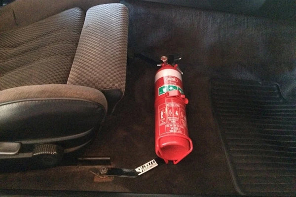 E30 Fire Extinguisher Bracket